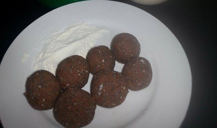 Low Carb Protein Balls